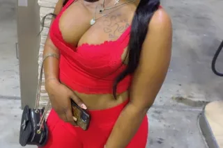 Your Favorite Mixed Beauty Is ... - Image 4