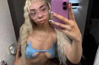 WET WEDNESDAY💦PROFESSIONAL DIC... - Image 4