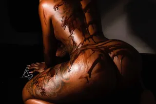 im the blk girl in the pics wh... - Image 2