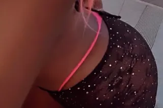 Spend on me daddy💰🐱 CONTENT DE... - Image 2