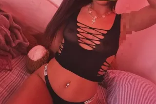 tight 😏 brunette 🍑super hot 🔥🔥🧨😈 - Image 2