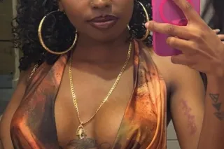 SEXY PETITE BROWNSKIN CUBANITA - Image 2