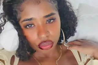 SEXY PETITE BROWNSKIN CUBANITA - Image 3